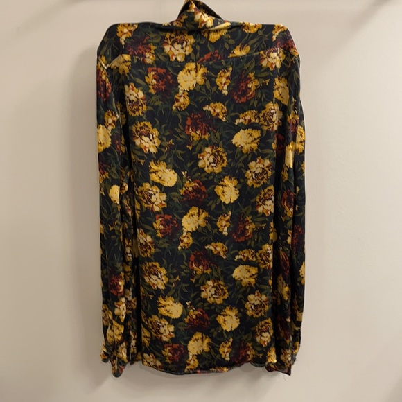 Zara Men | Floral Button Down | Relaxed Fit - Picture 3 of 3
